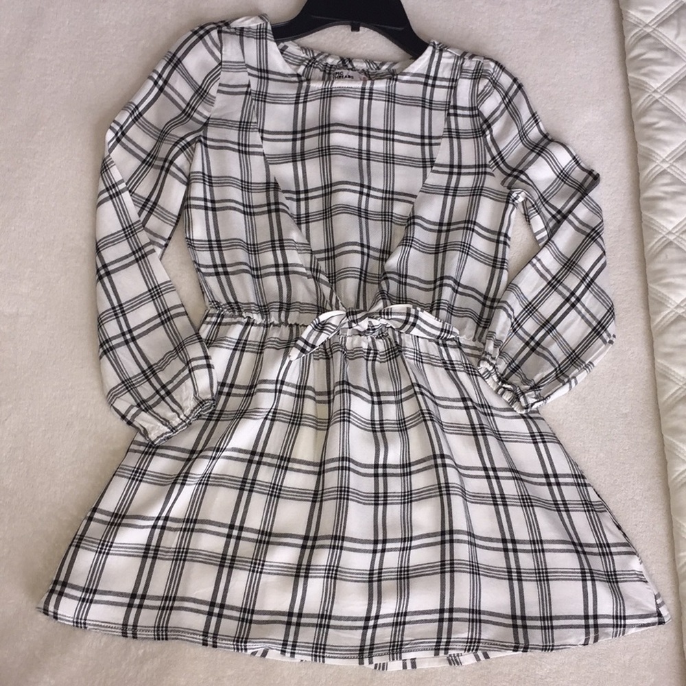 Girl’s dress